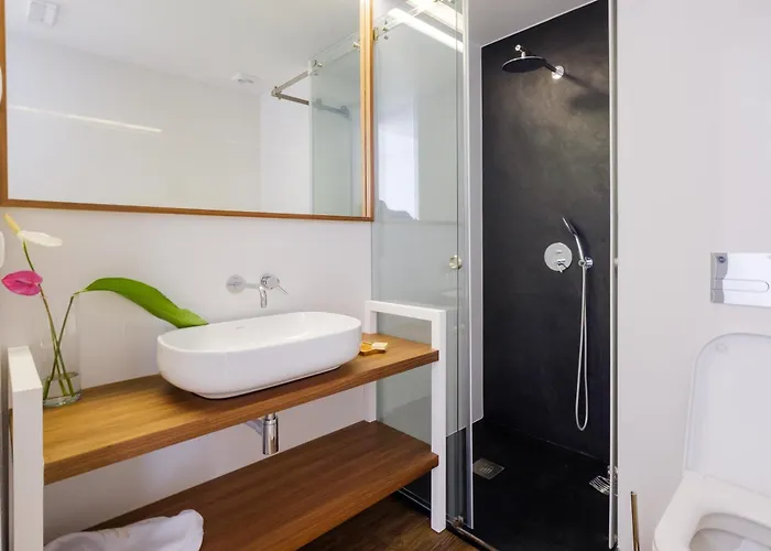 Otel Cantinho D'avo -